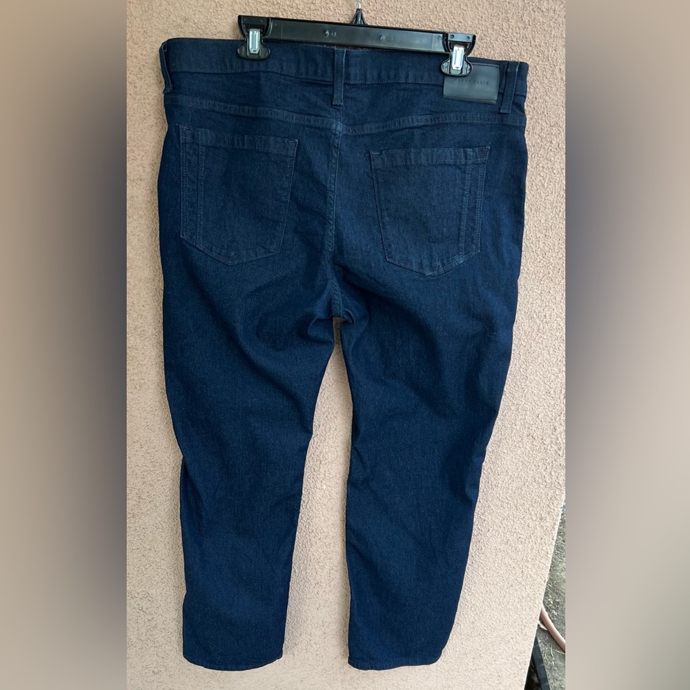 Perry Ellis Mens Jeans Size 38x30 Dark Blue Straight Leg 75% Cotton - Picture 2 of 6